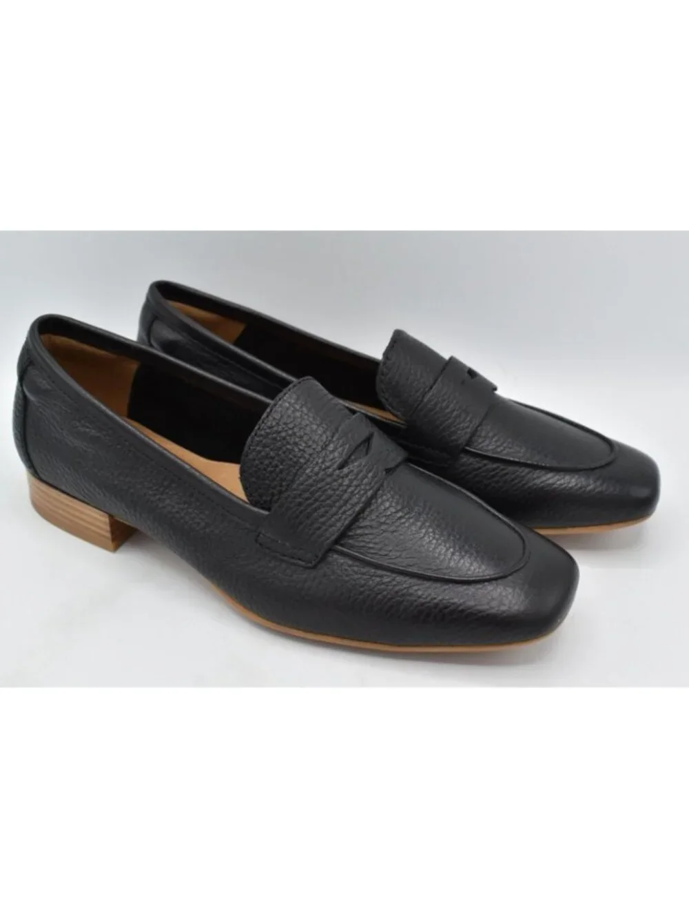 Sofft Womens Size 8 Elinor Moc Toe Black Leather‎ Slip On Shoes Penny Loafers